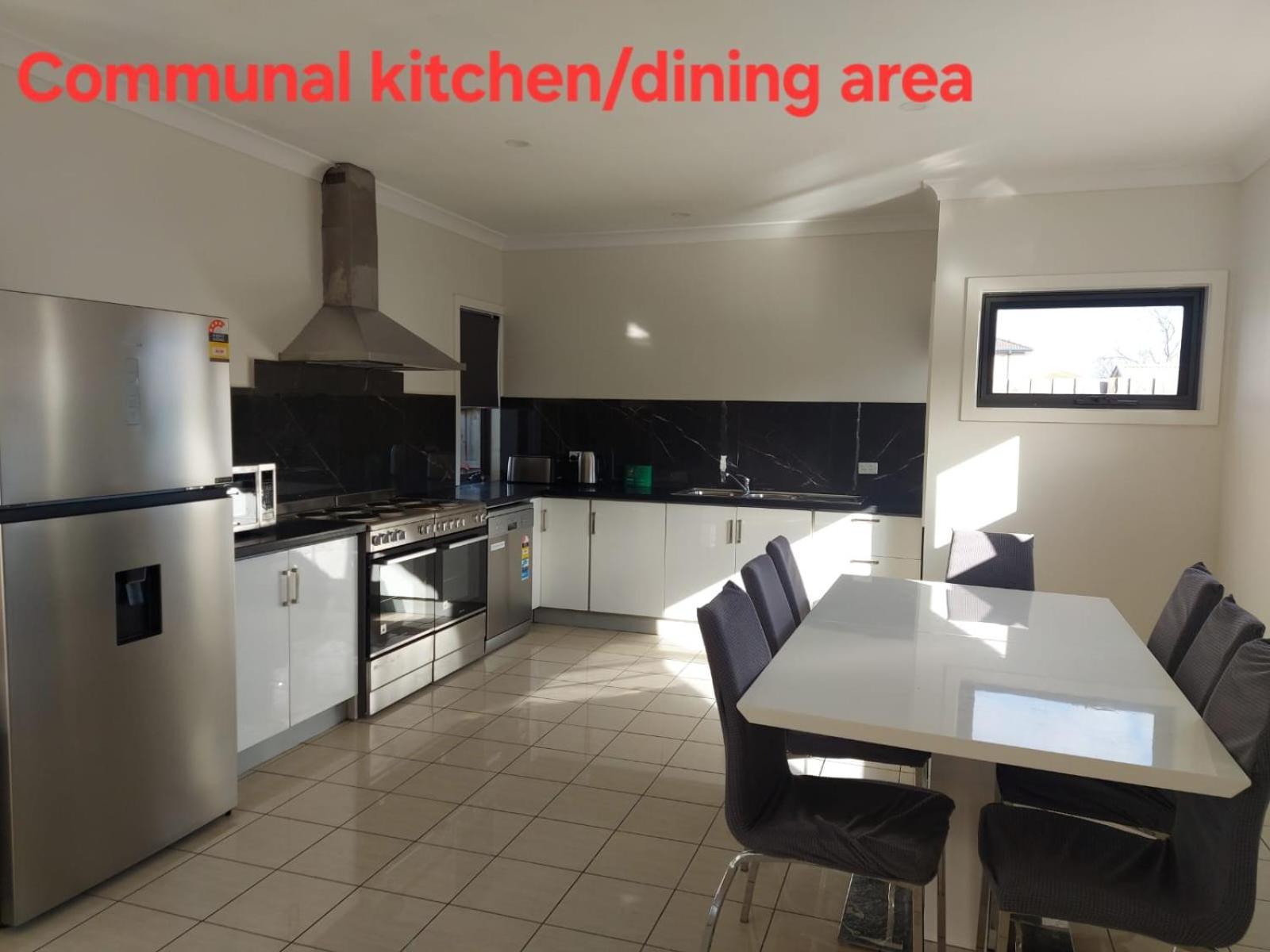 Maruve Guesthouse 12 Min From Melb Airport Melbourne Buitenkant foto