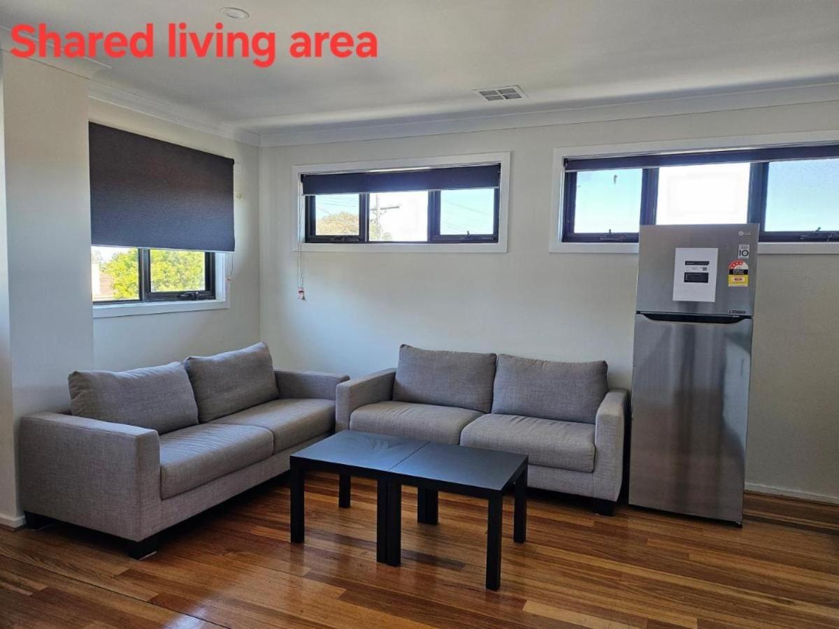 Maruve Guesthouse 12 Min From Melb Airport Melbourne Buitenkant foto